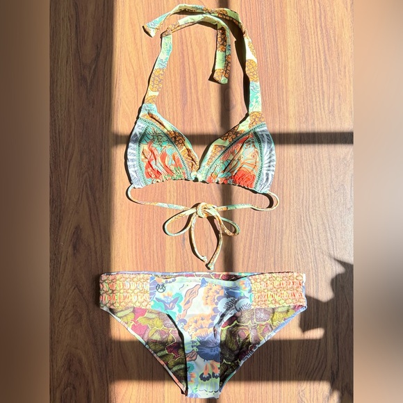 Sliding Triangle Bikini Top - Picture 3 of 4